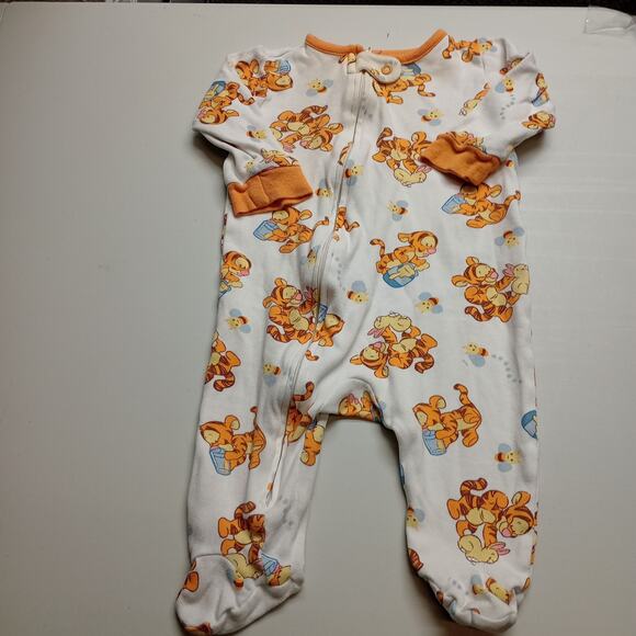 Disney Baby Tigger Sleeper SwaddleMe Eagles Blanket Bundle - Picture 2 of 15
